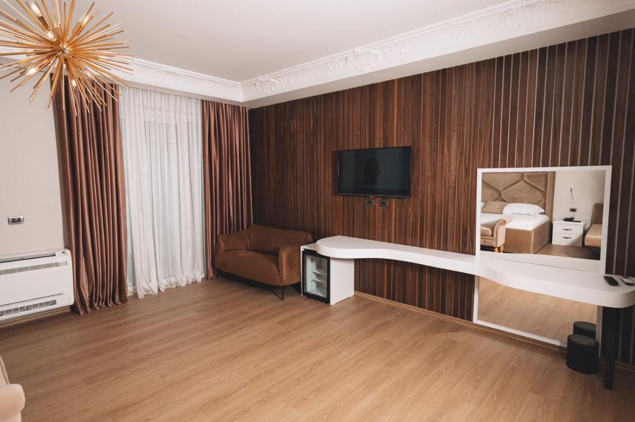 Grand Mirage Hotel Vlorë Екстериор снимка