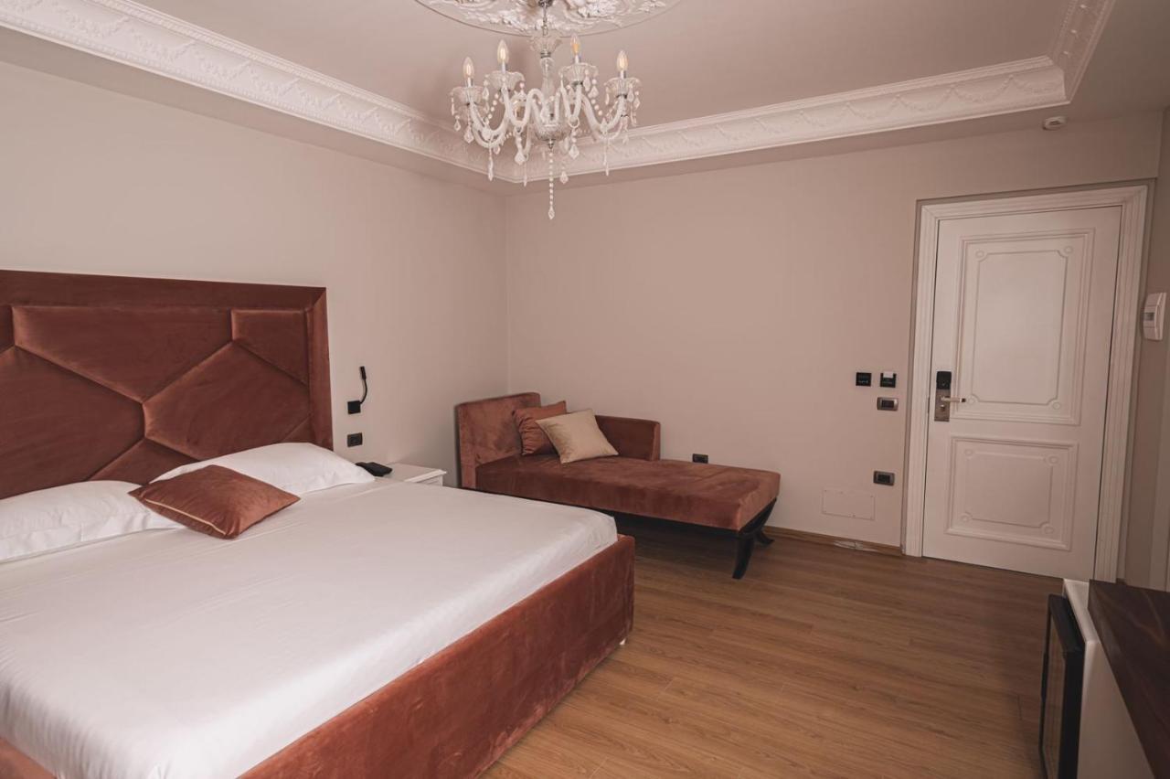 Grand Mirage Hotel Vlorë Екстериор снимка